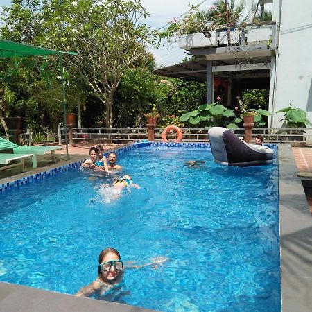 Quoc Phuong Riverside Homestay Ben Tre Eksteriør bilde
