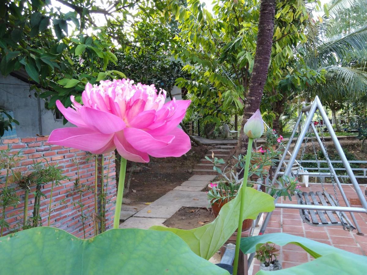 Quoc Phuong Riverside Homestay Ben Tre Eksteriør bilde