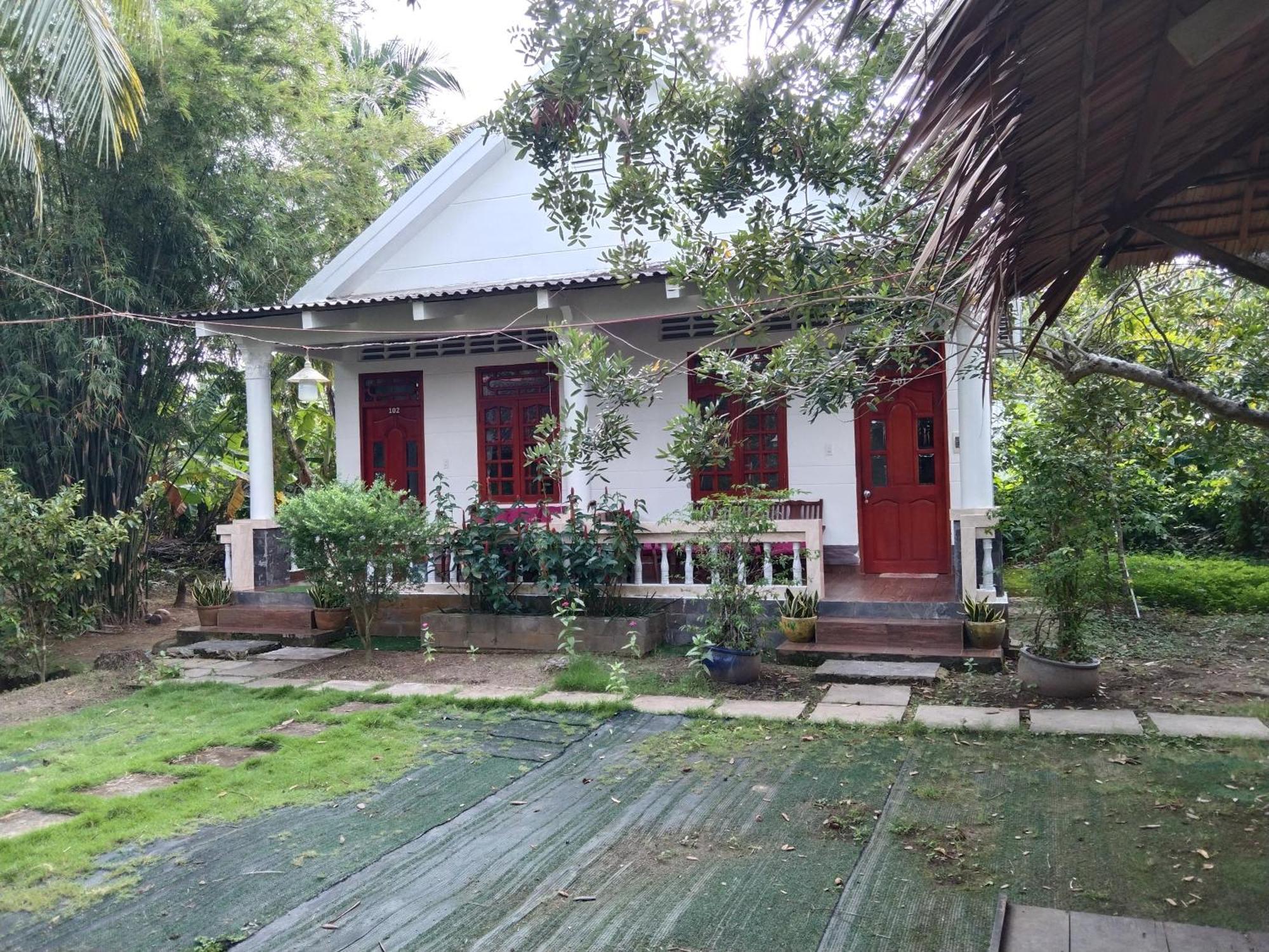 Quoc Phuong Riverside Homestay Ben Tre Eksteriør bilde