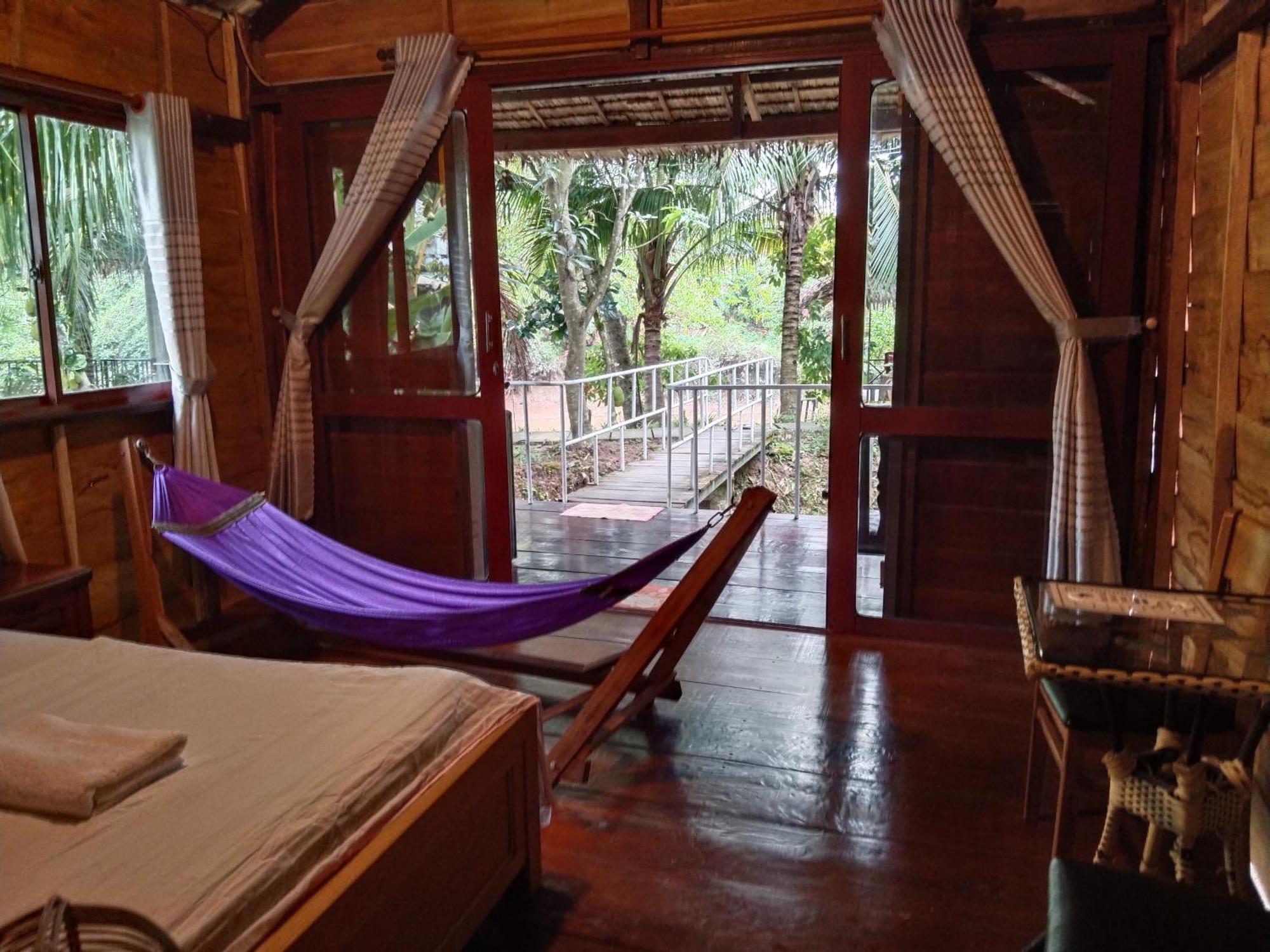 Quoc Phuong Riverside Homestay Ben Tre Eksteriør bilde